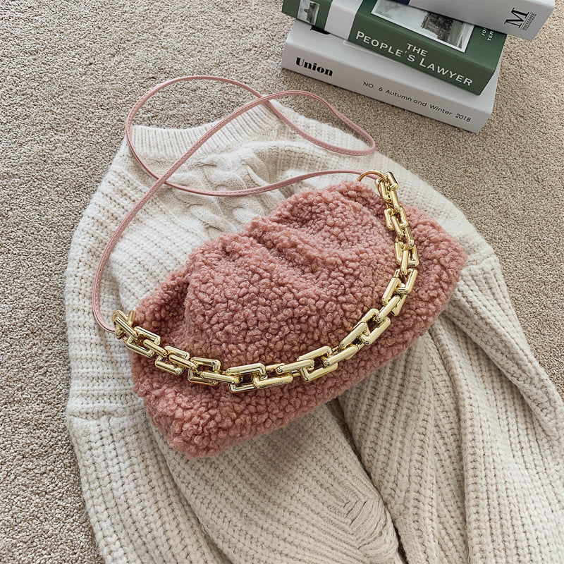 Folded in imitation of lamb hair