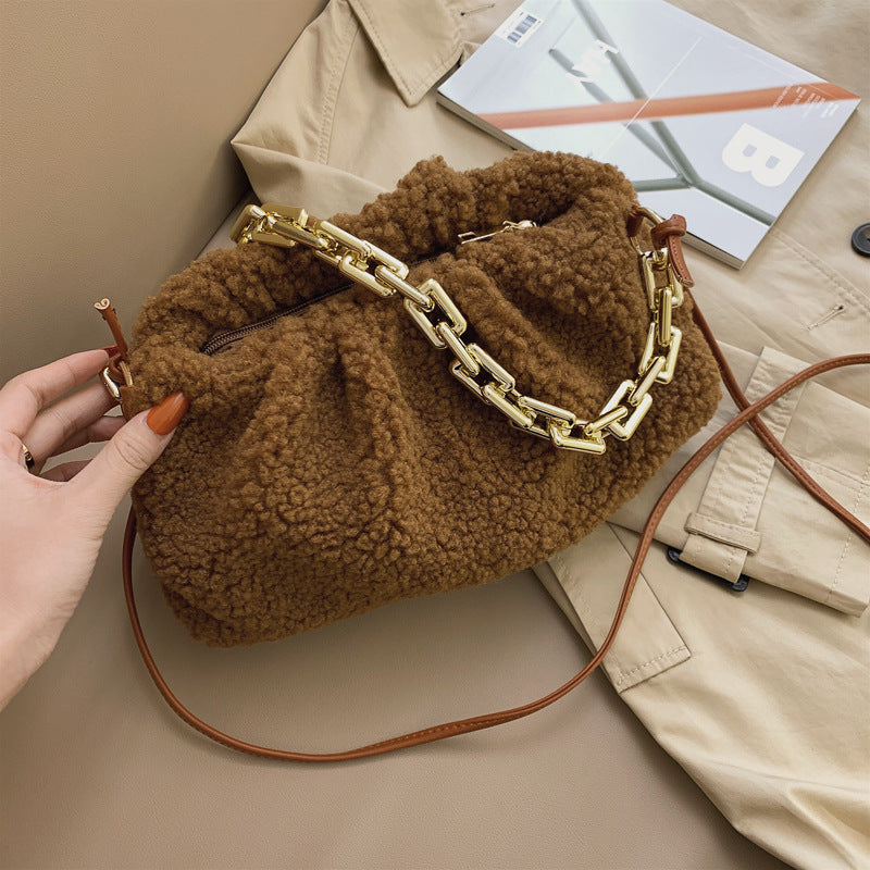 Folded in imitation of lamb hair