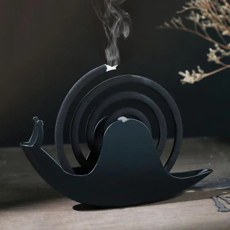 Cute Snail Shape Mosquito Coil Incense Holder Shelf Retro Unique Wrought Iron Metal Stand Ornament for Home Bedroom Decoration