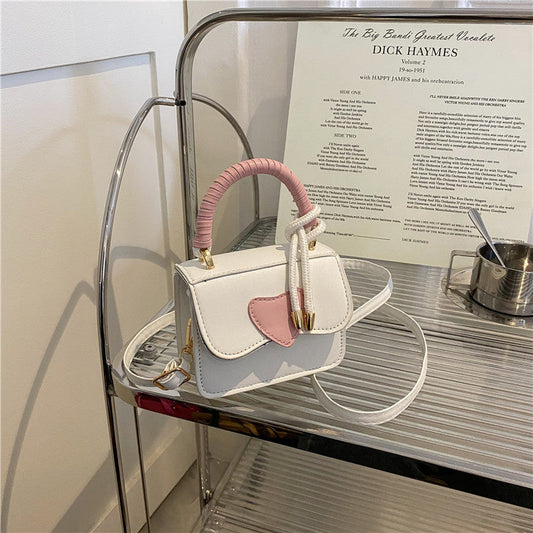 Price 9.84 weight 320g New Textured Portable Love Mini Bag For Women